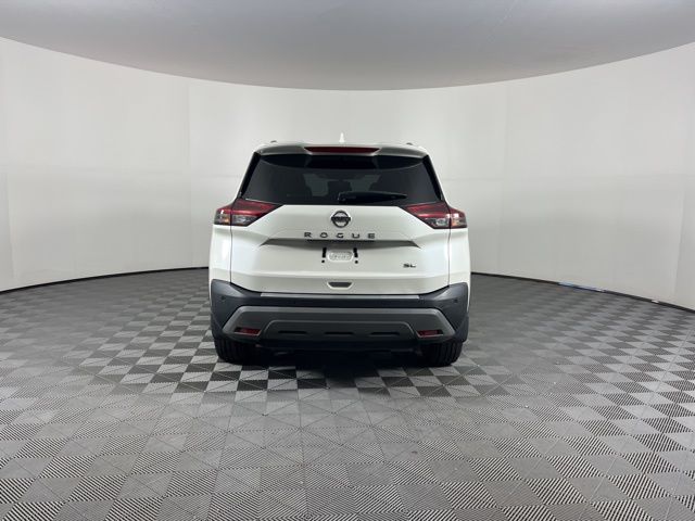 2021 Nissan Rogue SL 8