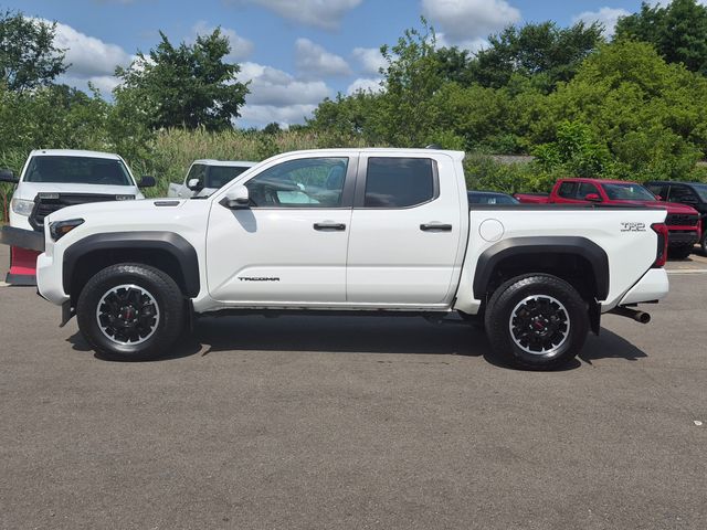 2024 Toyota Tacoma Hybrid - Image 2