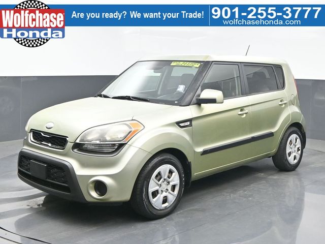 Alien Pearl Metallic 2013 Kia Soul Base Wagon Front-Wheel Drive 6-Speed Automatic