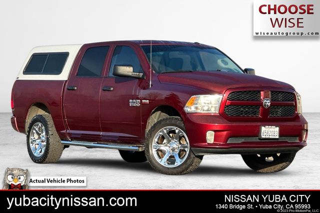 2017 RAM 1500 Express Crew Cab 4WD