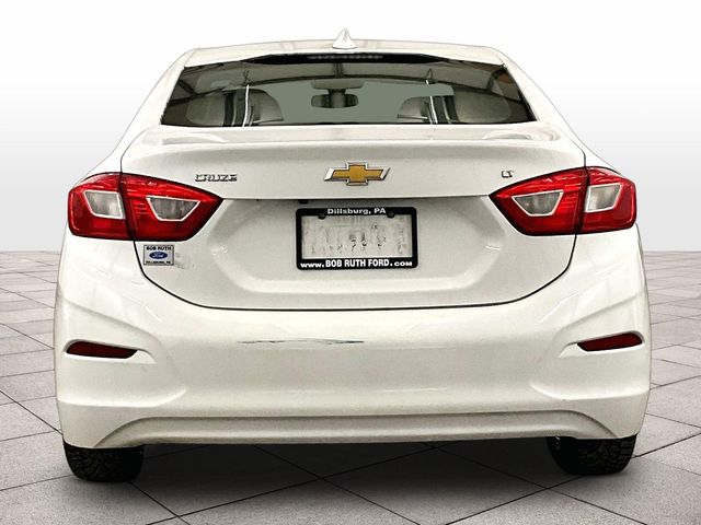 2016 Chevrolet Cruze LT - 4