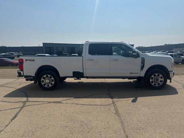 2024 Oxford White Ford Super Duty F-250 SRW King Ranch 4X4 Truck