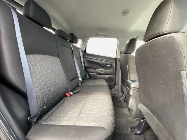 MitsubishiOutlander Sport14