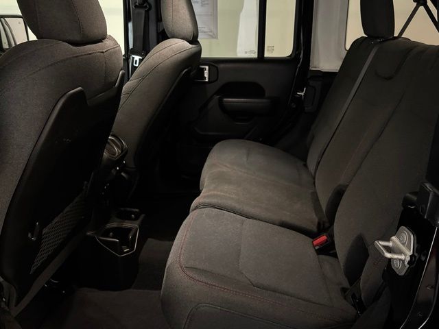 Used 2024 Jeep Wrangler SUV