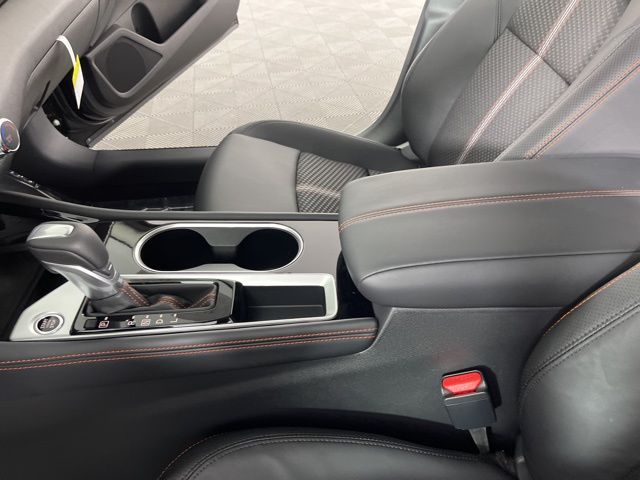 2025 Super Black Clearcoat Nissan Altima 2.5 SR FWD Sedan
