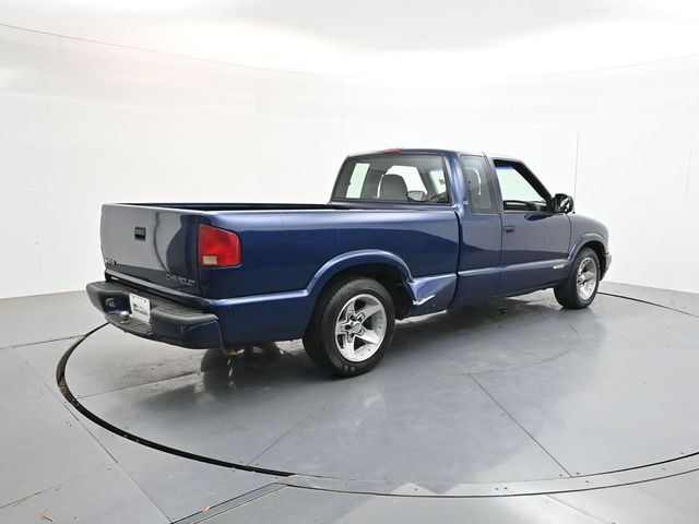 Used 2003 Blue Chevrolet LS image 7