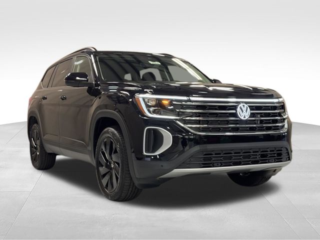 Deep Black Pearl 2026 Volkswagen Atlas SUV / Crossover All-Wheel Drive 8-Speed Automatic