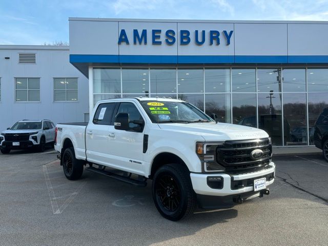 White 2020 Ford F-350 Super Duty Lariat Crew Cab 4WD Pickup Truck Four-Wheel Drive Automatic