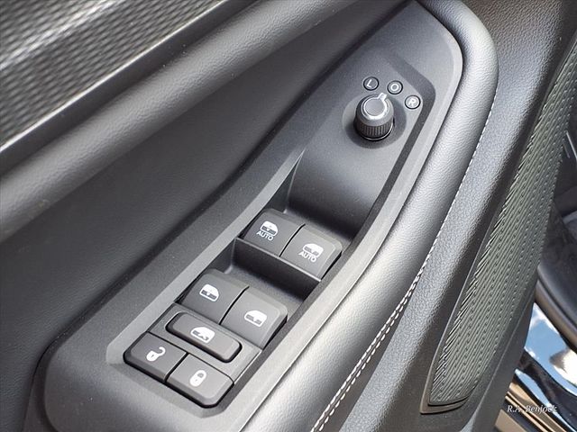 New 2025 Black Jeep Laredo image 15