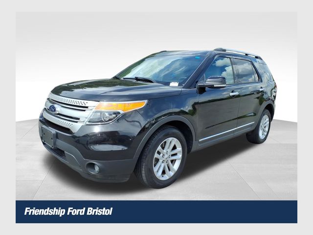 Tuxedo Black Metallic 2014 Ford Explorer XLT 4WD SUV / Crossover All-Wheel Drive 6-Speed Automatic