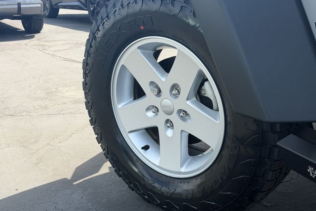Used 2017 Jeep Wrangler SUV