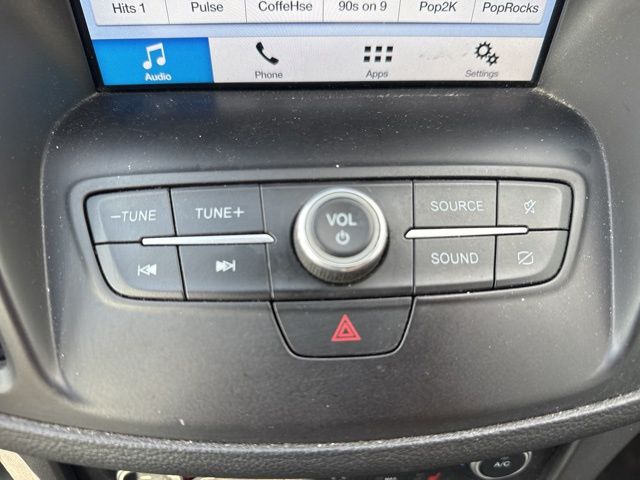 2019 Ford Escape SE photo