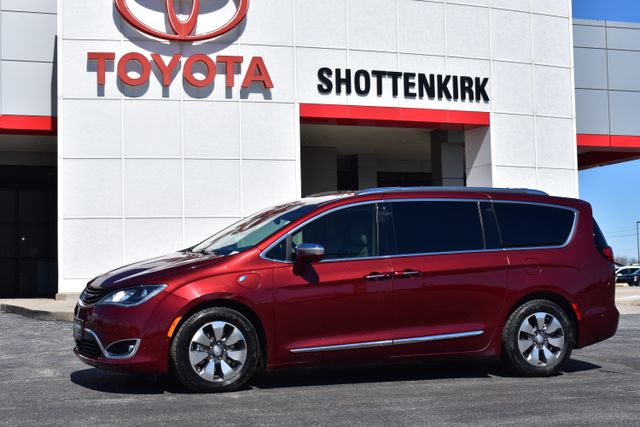 7b4557fb-18cd-4879-b61d-cb3782701785