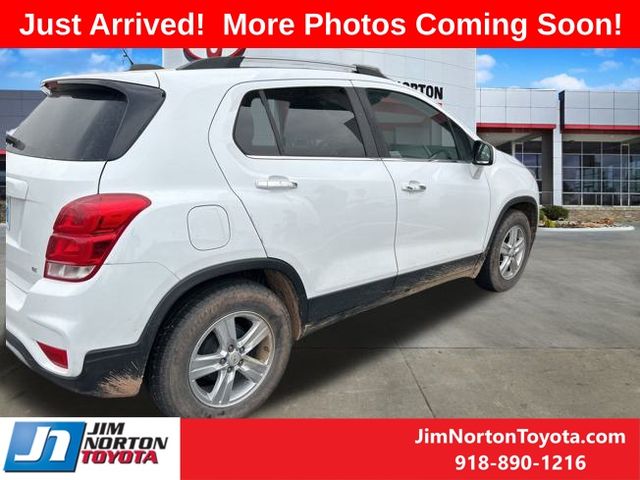 Used 2020 Chevrolet Trax LT with VIN KL7CJLSBXLB010678 for sale in Tulsa, OK