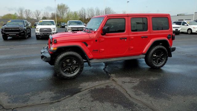 2022 Jeep Wrangler Unlimited Sahara Altitude 4