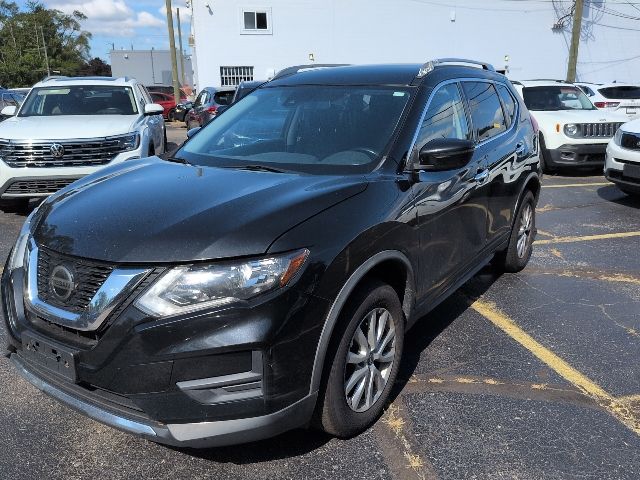 Used 2020 Nissan Rogue SV with VIN JN8AT2MV1LW107836 for sale in Livonia, MI