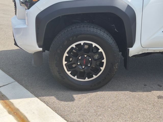 2024 Toyota Tacoma Hybrid - Image 32