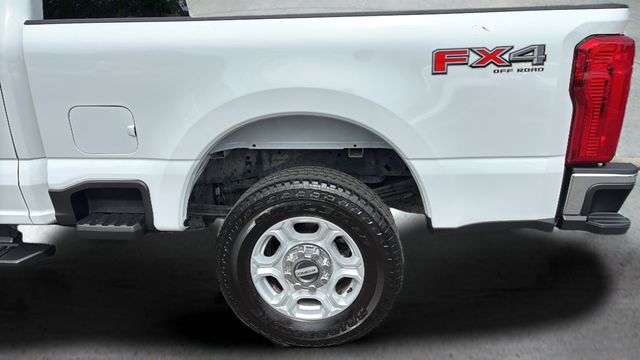 Used 2025 White Ford XLT image 33