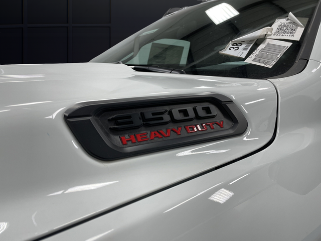 2024 RAM 3500 Tradesman - Photo 41