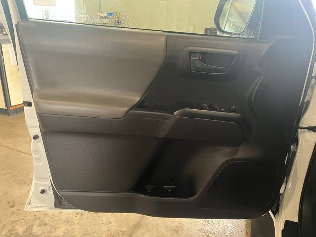 2021 Toyota Tacoma SR photo