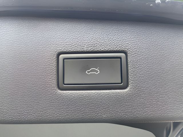 Used 2024 Volkswagen Tiguan SUV