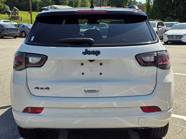 2023 Jeep Compass Limited:168548B