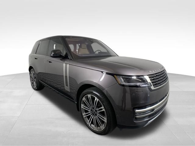 2023 Land Rover Range Rover SE 8