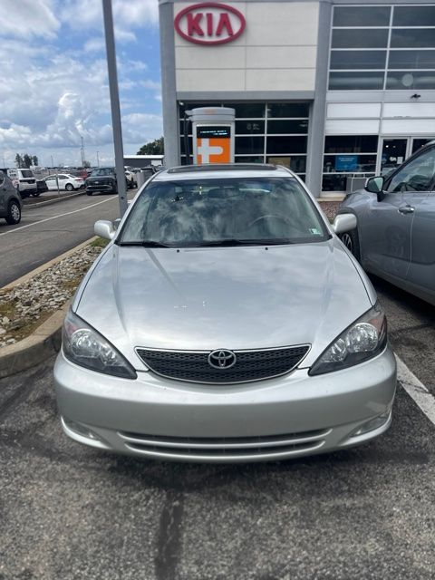 2004 Toyota Camry Sedan Front-Wheel Drive Automatic