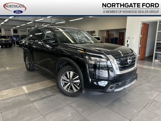 Super Black 2025 Nissan Pathfinder SL 4WD SUV / Crossover All-Wheel Drive 9-Speed Automatic