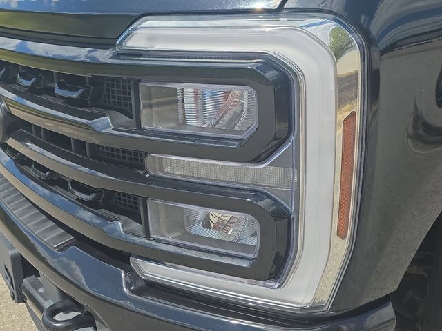 Used 2024 Agate Black Metallic Ford XLT image 31