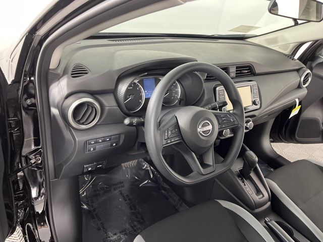 2025 Super Black Metallic Nissan Versa 1.6 S FWD Sedan