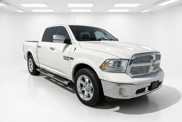2016 RAM 1500 Laramie Crew Cab 4WD