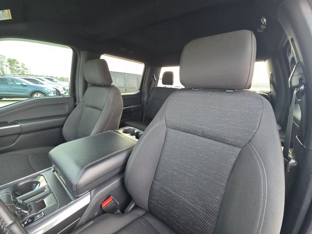 2022 Ford F-150 XLT:B02121