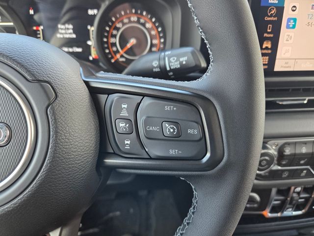 New 2026 Gray Jeep Sahara image 31