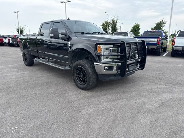 Black Metallic 2019 Ford F-250 Super Duty Pickup Truck Four-Wheel Drive 6-Speed Automatic