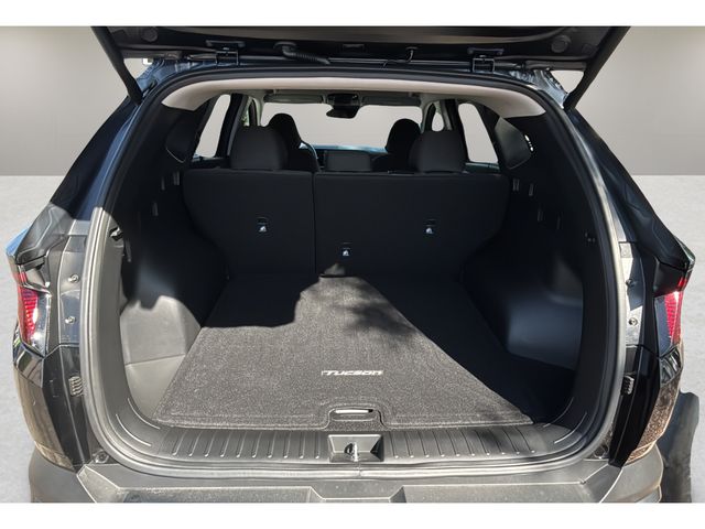 Used 2025 Black Hyundai SEL image 31