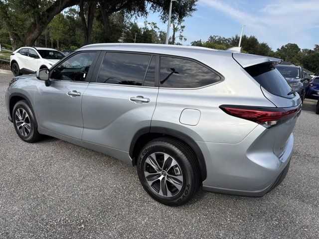 Used 2023 Toyota Highlander SUV