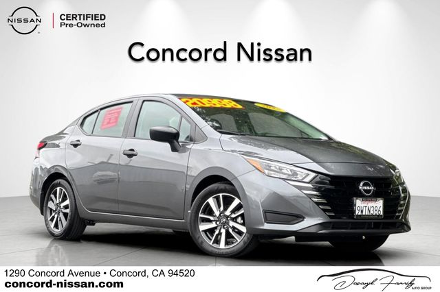 Gray (Gun Metallic) 2025 Nissan Versa S FWD Sedan Front-Wheel Drive Continuously Variable Transmission