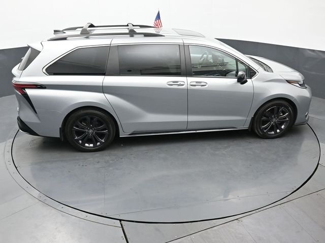 2022 Toyota Sienna XSE 41