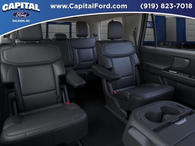 Used 2025 White Ford Platinum image 11