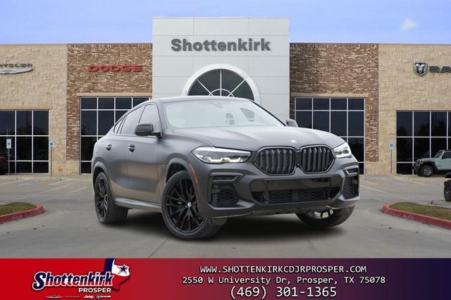 2022 BMW X6 Blanco (White Metallic) SUV/Crossover Tracción en las cuatro ruedas 8 velocidades Automática