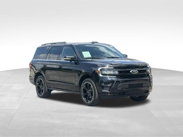 Black Metallic 2022 Ford Expedition SUV / Crossover Four-Wheel Drive Automatic