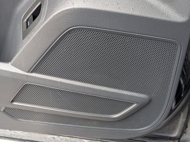 2020 Volkswagen Atlas Cross Sport - Image 17