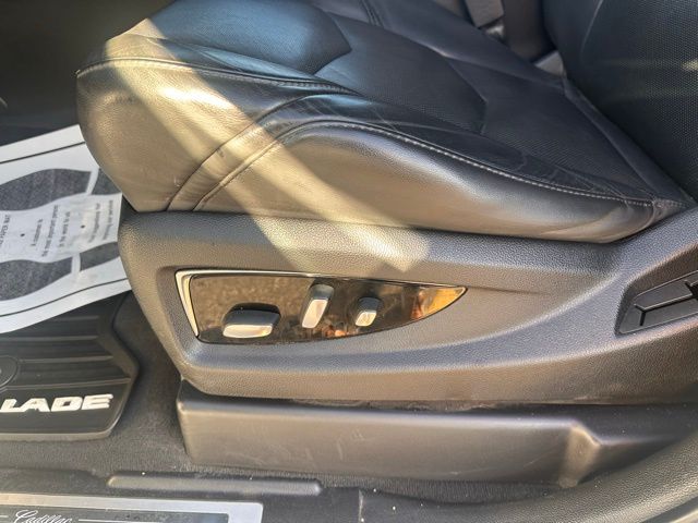 2017 Cadillac Escalade Luxury