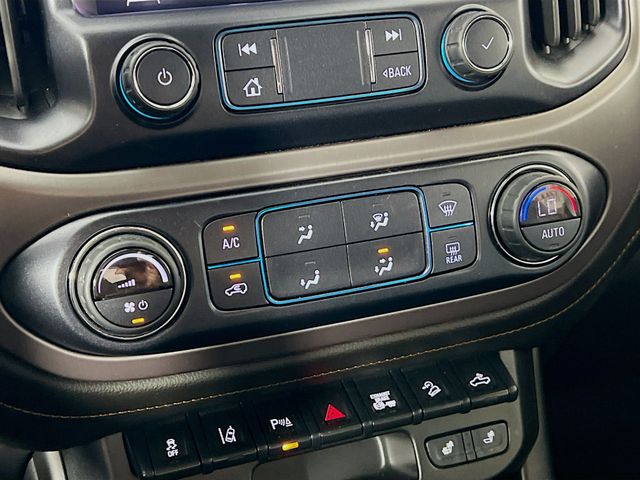 Used 2021 Beige GMC AT4 w/Leather image 18