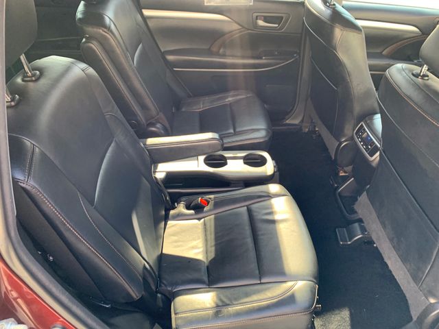 Used 2017 Toyota Highlander SUV