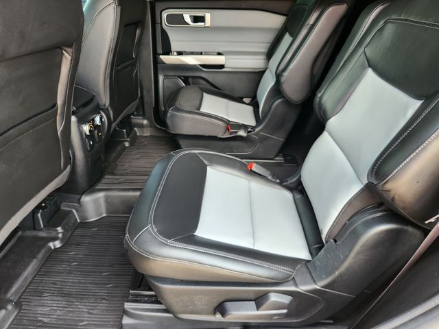 2024 Ford Explorer XLT Black at DeMontrond Auto Country