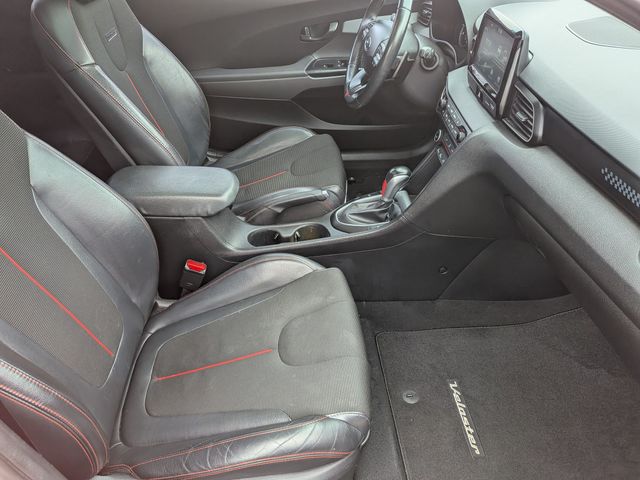 2020 Hyundai Veloster - Image 29