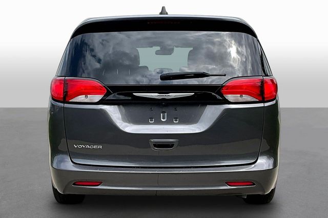 2023 Chrysler Voyager LX - 4
