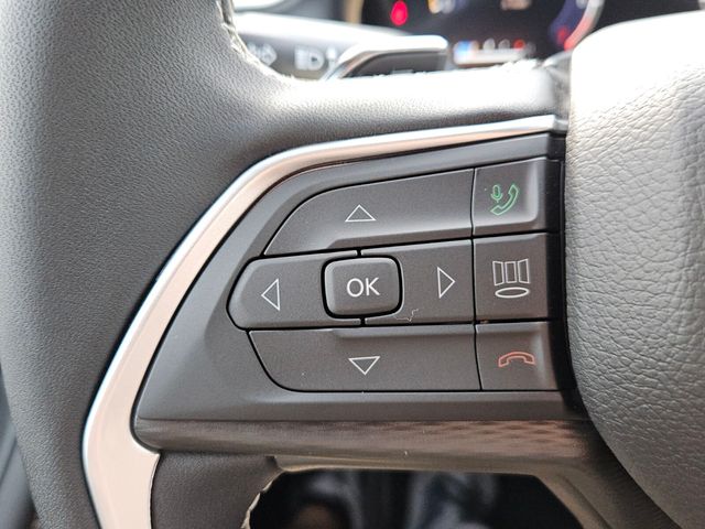 2026 Jeep Grand Cherokee L Laredo 4x4